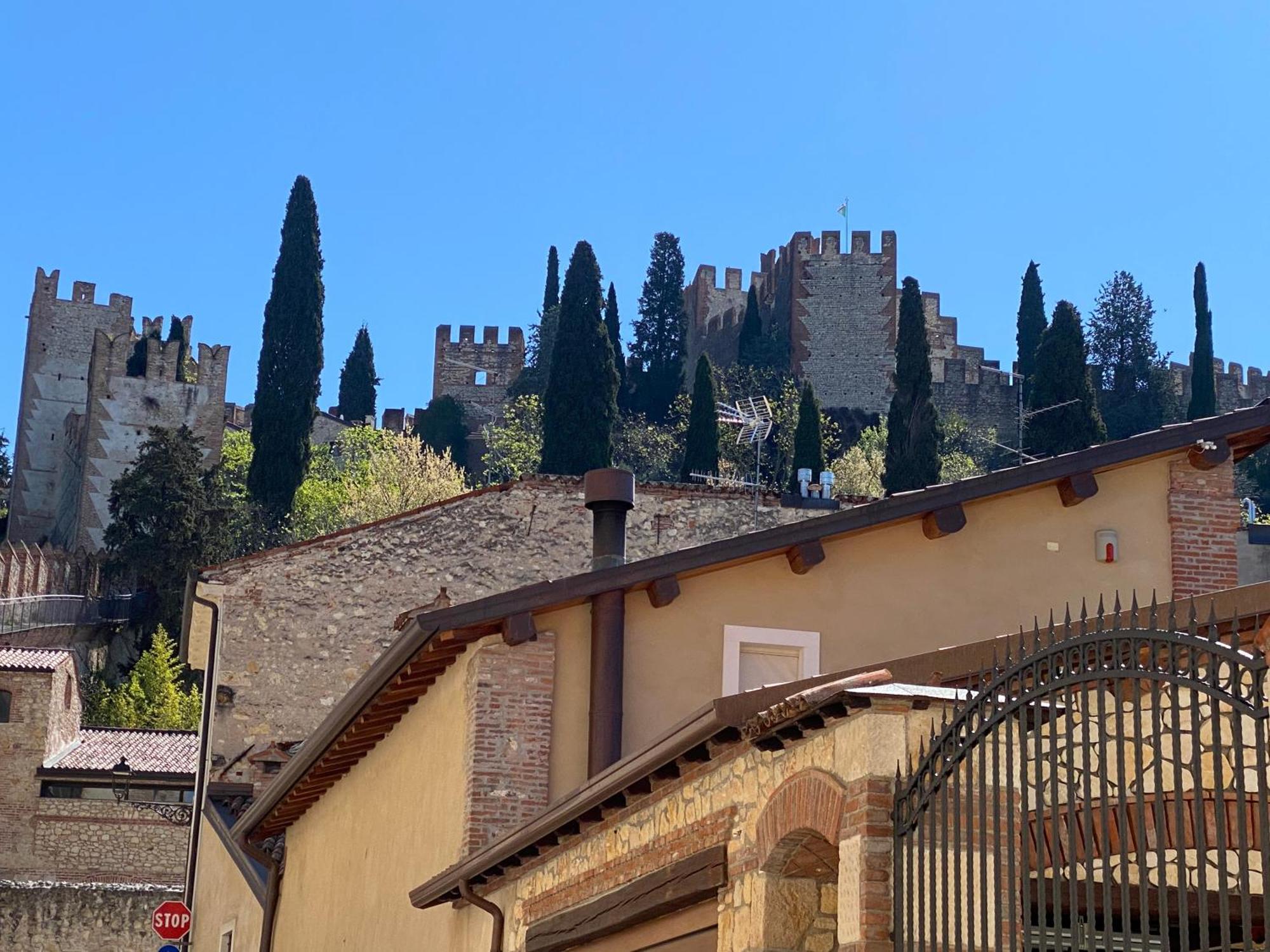 Star Soave Rooms - Locazione Turistica Eksteriør billede